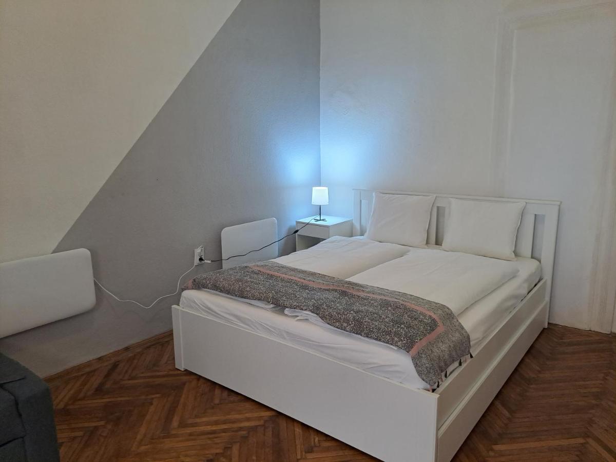Emerald Apartment Budapeste Exterior foto