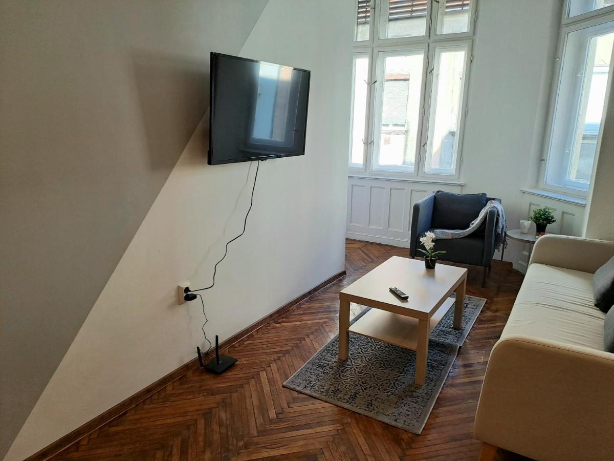 Emerald Apartment Budapeste Exterior foto